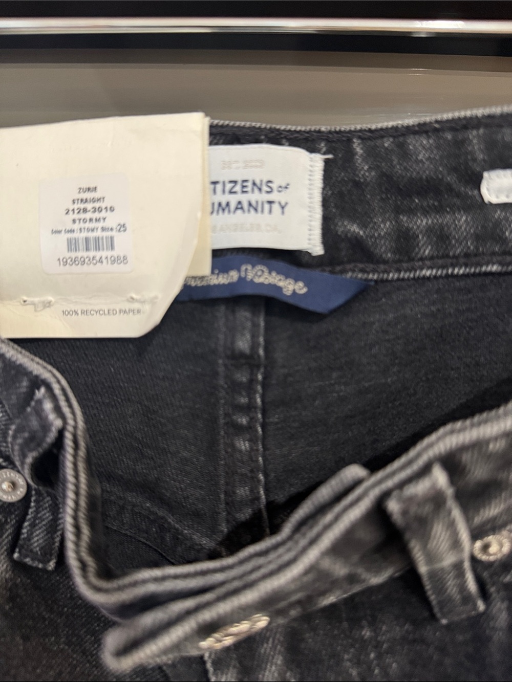 Citizens of Humanity Zurie Straight Leg Black Wash Jeans Size 25 NWT - Picture 4 of 12